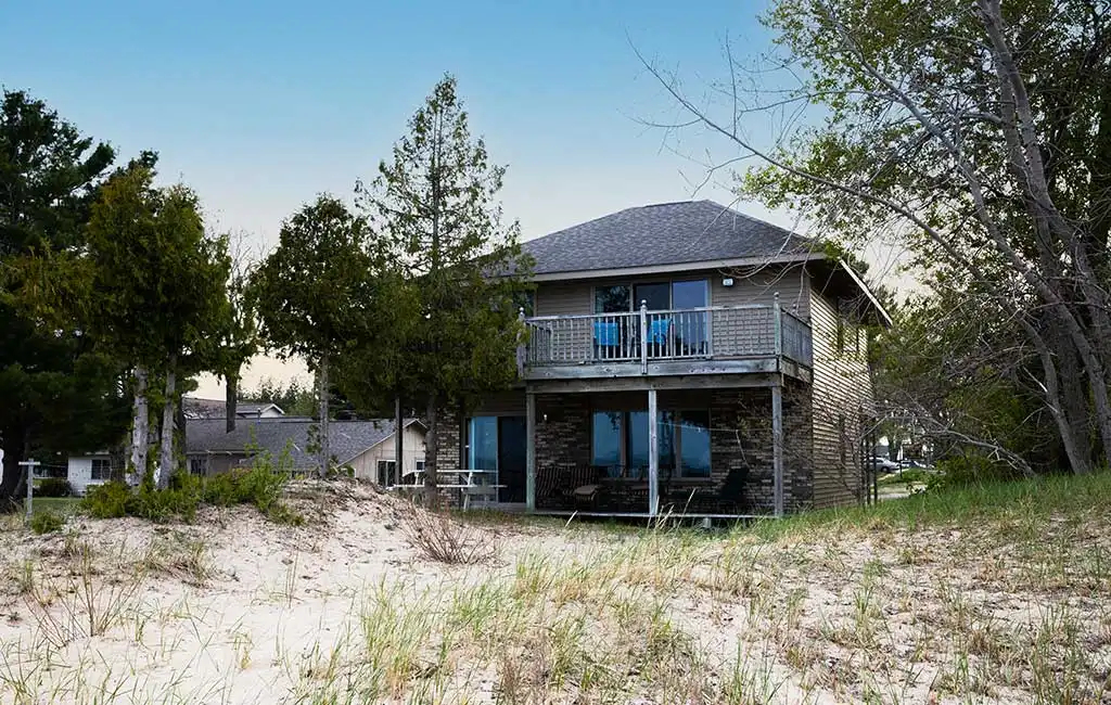Thomas Parkside Cottages business image in Oscoda, MI